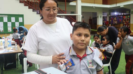 Campaña de salud en el Colegio Jireh School, foto 1